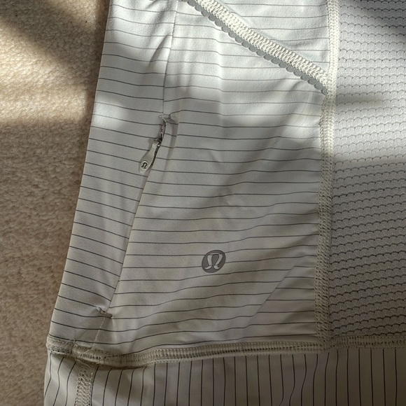 Lululemon lightweight quarter-zip - Picture 4 of 5